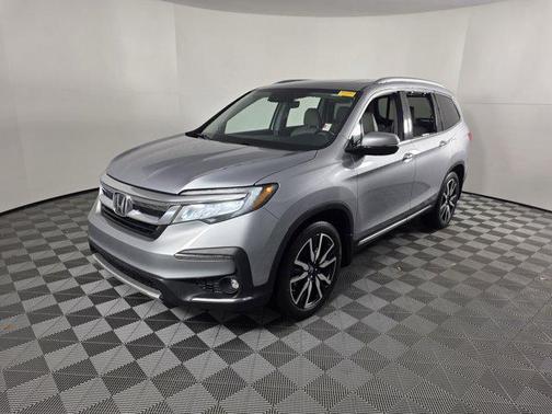 2020 Honda Pilot Touring 8-Passenger