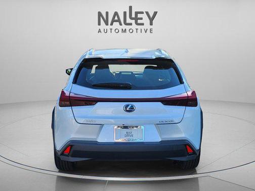 2025 Lexus UX 300h Base