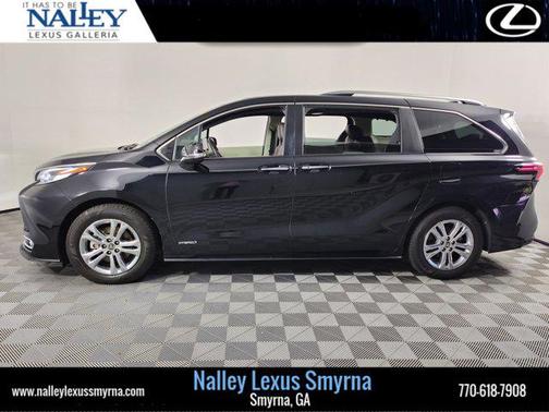 2021 Toyota Sienna Limited 7-Passenger