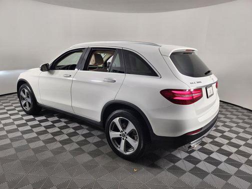 2019 Mercedes-Benz GLC 300 Base