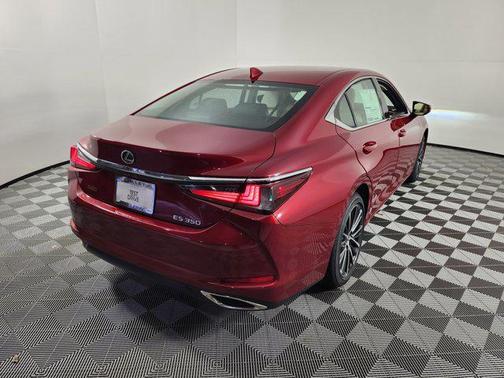 2025 Lexus ES 350 Base