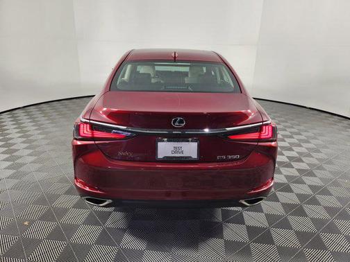 2025 Lexus ES 350 Base