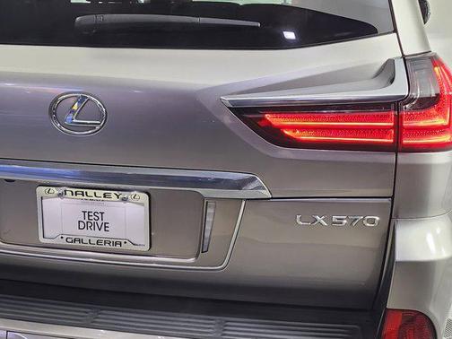 2021 Lexus LX 570 Three-Row