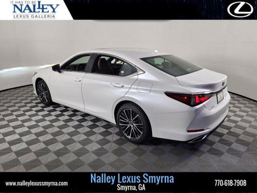2025 Lexus ES 350 Base