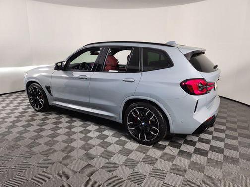 2023 BMW X3 M40i