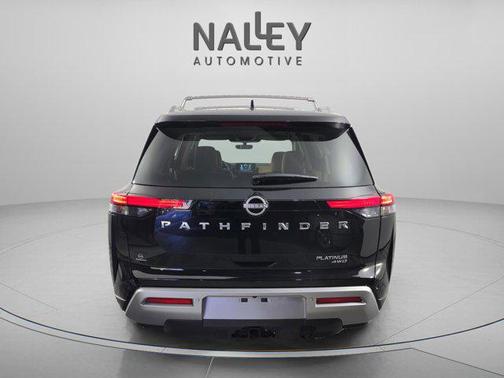2025 Nissan Pathfinder Platinum 4WD
