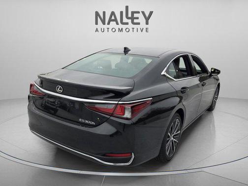 2023 Lexus ES 300h Base