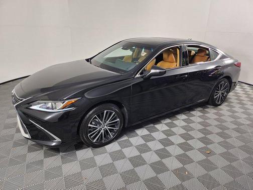 2025 Lexus ES 350 Base