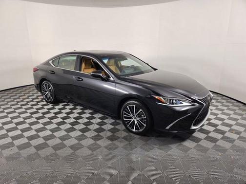 2025 Lexus ES 350 Base