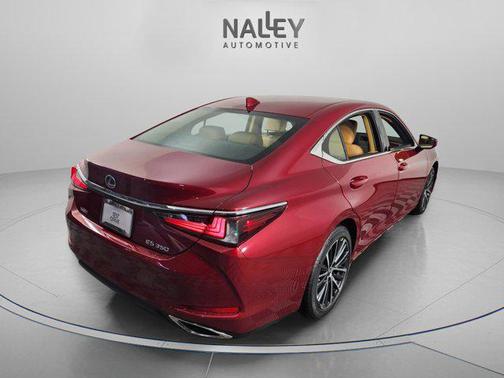 2025 Lexus ES 350 Base