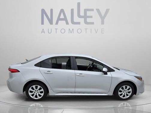 Classic Silver Metallic 2024 Toyota Corolla LE