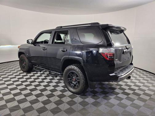 2022 Toyota 4Runner TRD Off Road