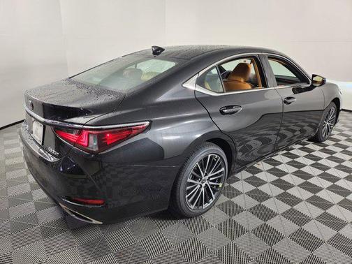 2025 Lexus ES 350 Base