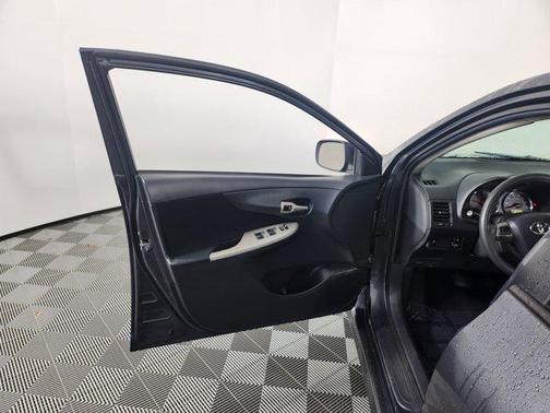 2012 Toyota Corolla L