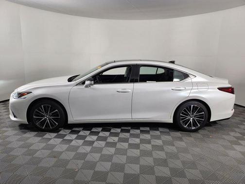 2023 Lexus ES 350 Base