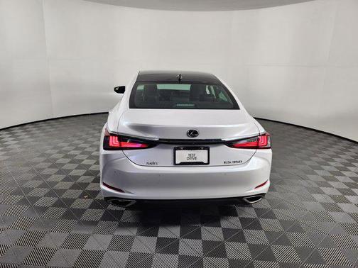 2023 Lexus ES 350 Base