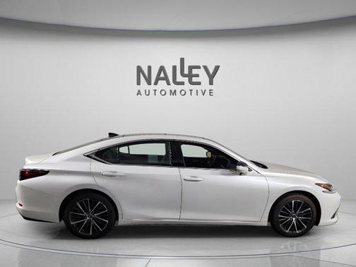 2023 Lexus ES 350 Base