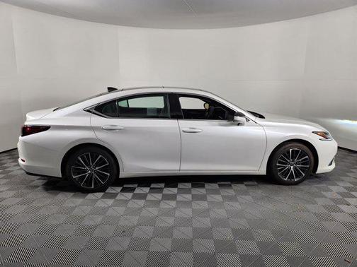 2023 Lexus ES 350 Base