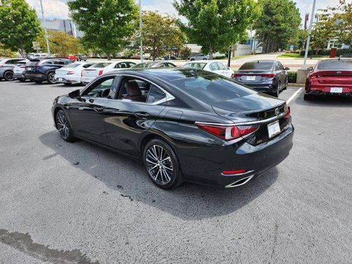 2024 Lexus ES 350 Base