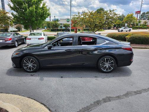 2024 Lexus ES 350 Base