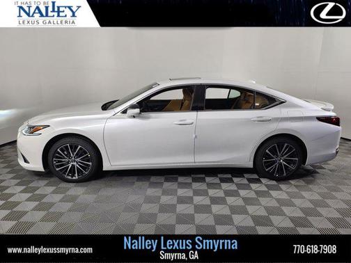 2025 Lexus ES 300h Base