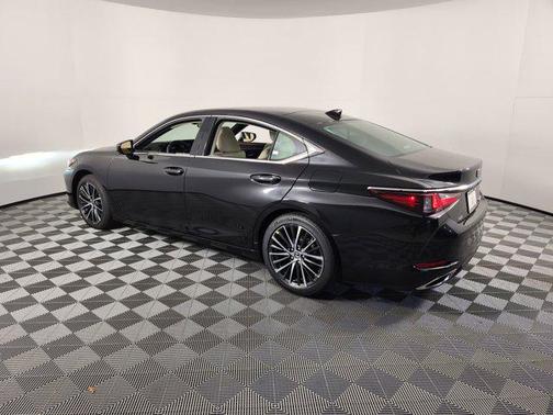 2025 Lexus ES 350 Base