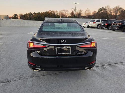 2024 Lexus ES 350 Base