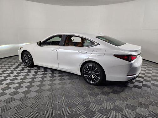 2024 Lexus ES 350 Base