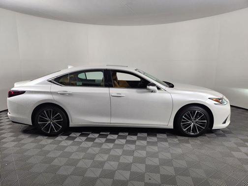 2024 Lexus ES 350 Base