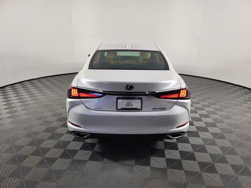 2024 Lexus ES 350 Base