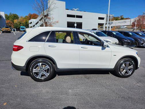2019 Mercedes-Benz GLC 350e 4MATIC
