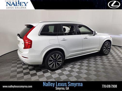 2020 Volvo XC90 T5 Momentum