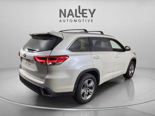 2017 Toyota Highlander Limited