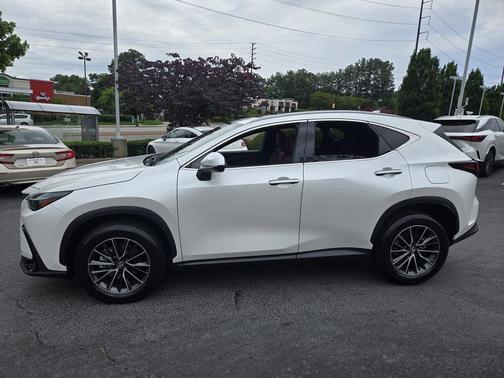 Eminent White Pearl 2025 Lexus NX 350h Premium