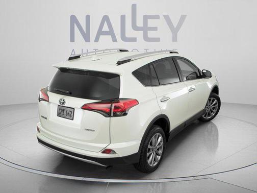 Blizzard Pearl 2018 Toyota RAV4 Limited