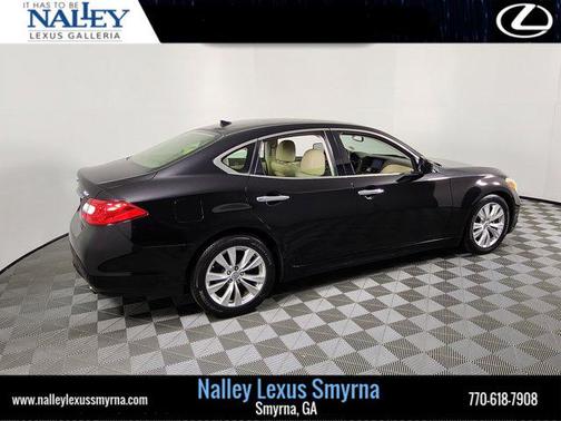 2011 INFINITI M56 Base