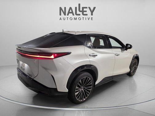 2023 Lexus RZ 450e Luxury