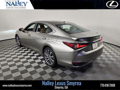2021 Lexus ES 300h Base