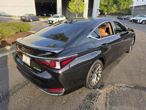 Caviar 2024 Lexus ES 300h Ultra Luxury