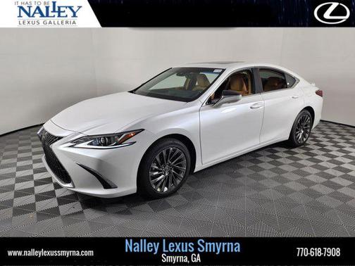 2025 Lexus ES 300h Luxury