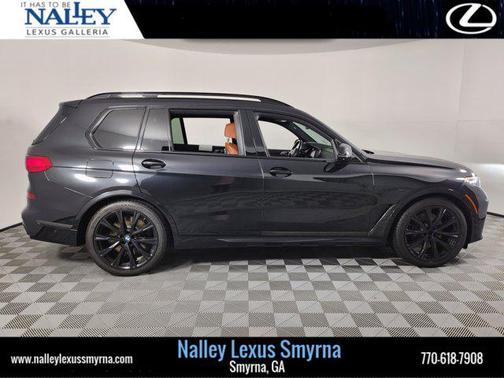 2021 BMW X7 M50i