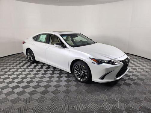 2025 Lexus ES 300h Ultra Luxury