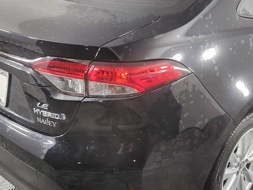 2024 Toyota Corolla Hybrid SE