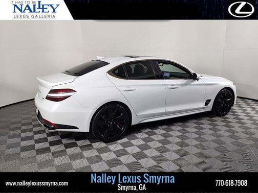 2023 Genesis G70 3.3T RWD