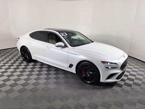 2023 Genesis G70 3.3T RWD