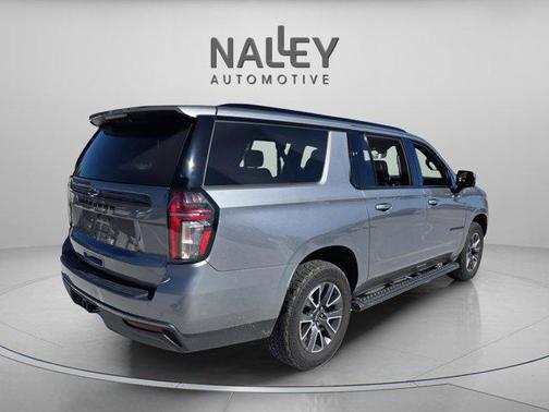 2022 Chevrolet Suburban 4WD Z71