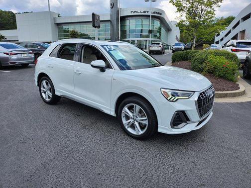 2019 Audi Q3 2.0T S line Premium Plus