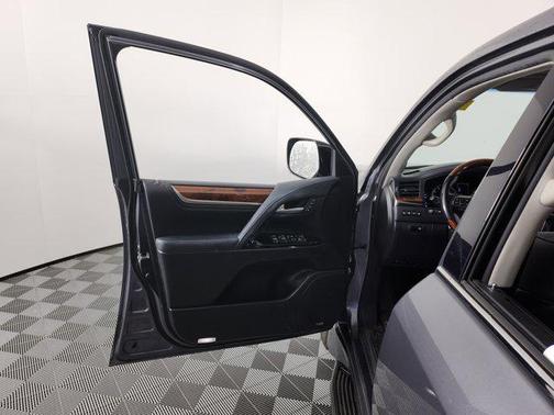 2017 Lexus LX 570 Base