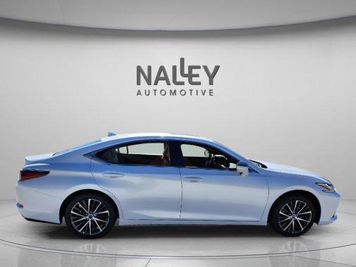 2025 Lexus ES 350 Base