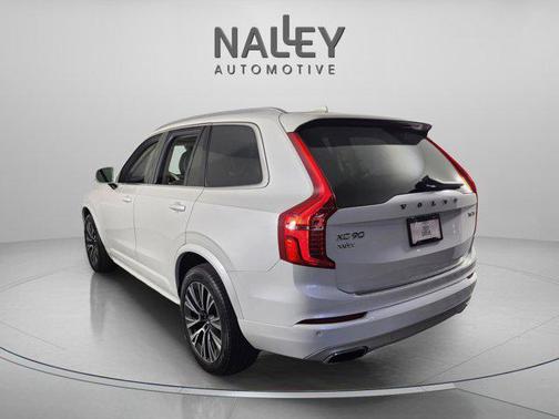 2021 Volvo XC90 T6 Momentum